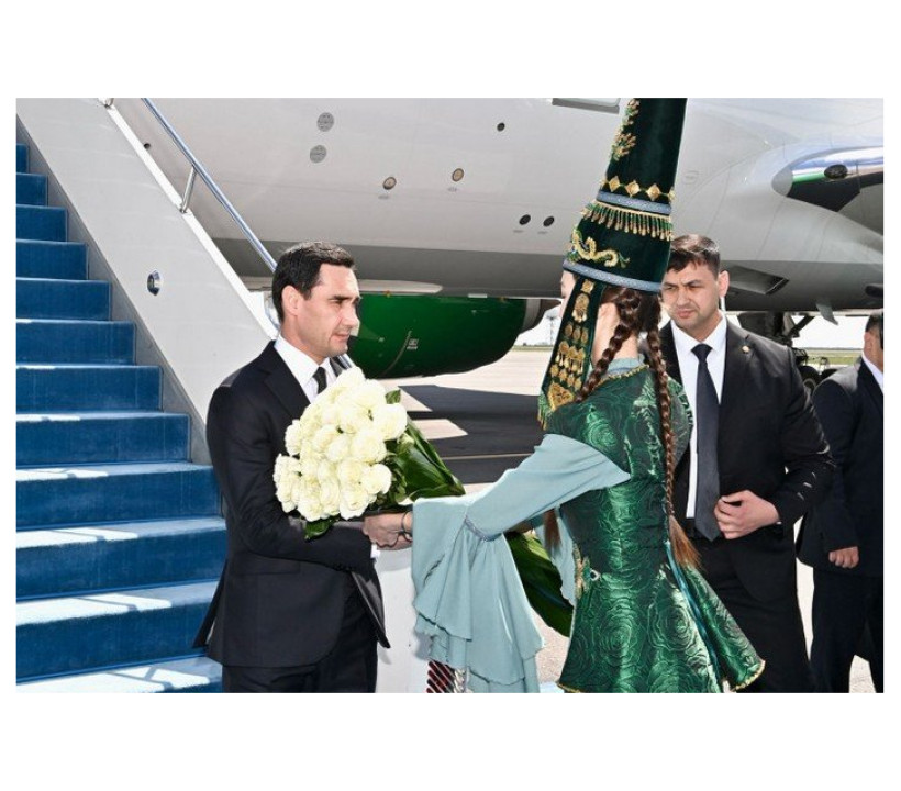 Parade Caption