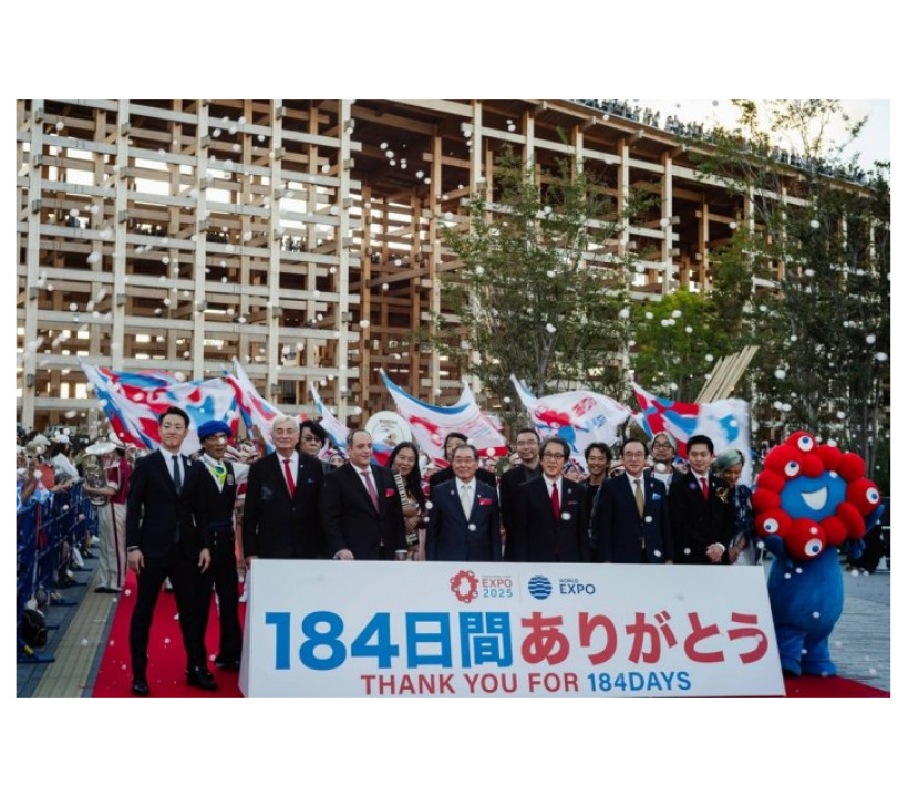Parade Caption
