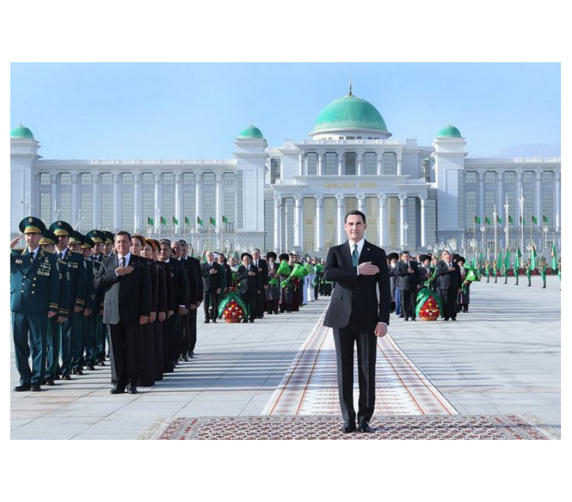 Parade Caption